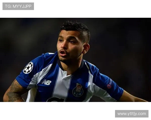 勒沃库森报价2000万欧购巴德遭塞维利亚拒绝对方坚持要价3500万欧 勒沃库森报价2000万欧购巴德遭塞维利亚拒绝对方坚持要价3500万欧