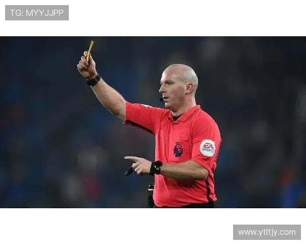 英超首轮裁判公布胡珀执法曼联对阵阿森纳奥利弗主吹热刺迎战伯恩利